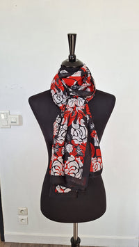 Foulard imprimé fleurs effet satin 